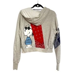 Daydreamer Snoopy Joe Cool Bandana Patchwork Crop Hoodie Heather Gray Size Small